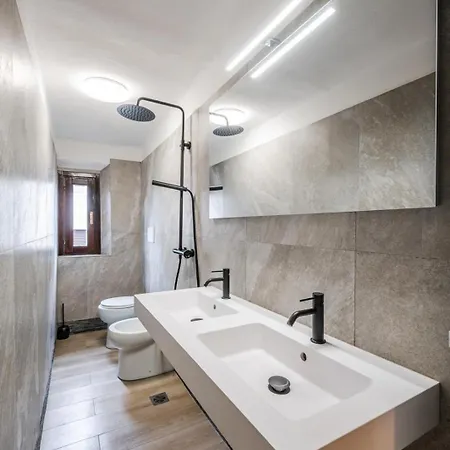 Maserati House - H24 Alojamento de Acomodação e Pequeno-almoço Modena