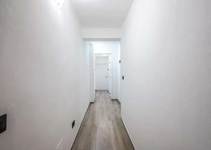 Alojamento de Acomodação e Pequeno-almoço Maserati House - H24