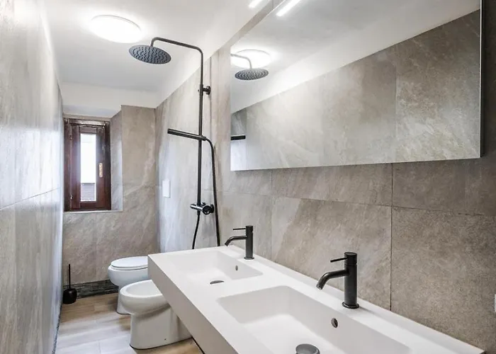 Maserati House - H24 Alojamento de Acomodação e Pequeno-almoço Modena